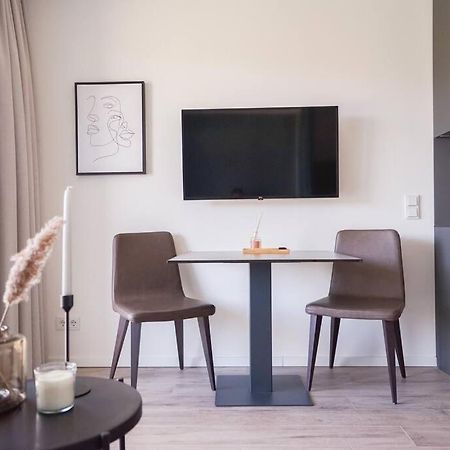 SekullCasa Grande 28 I Studio With Lake Viewアパートメント エクステリア 写真